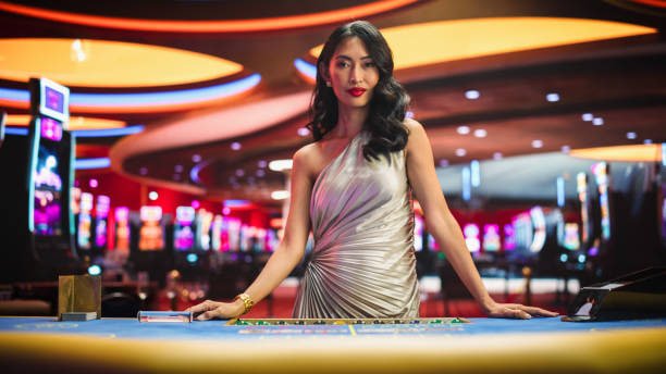 Platform game live casino dengan dealer langsung dan suasana kasino asli